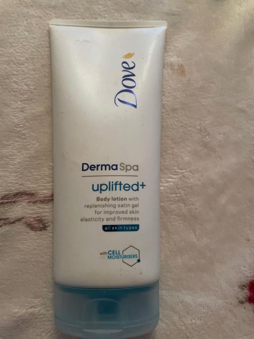  — Dove creme