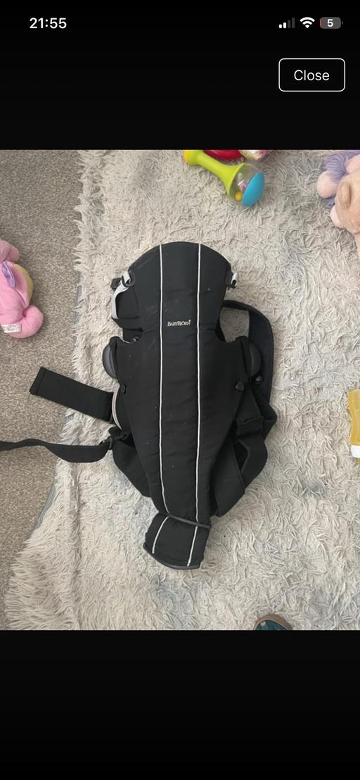 — Baby carrier