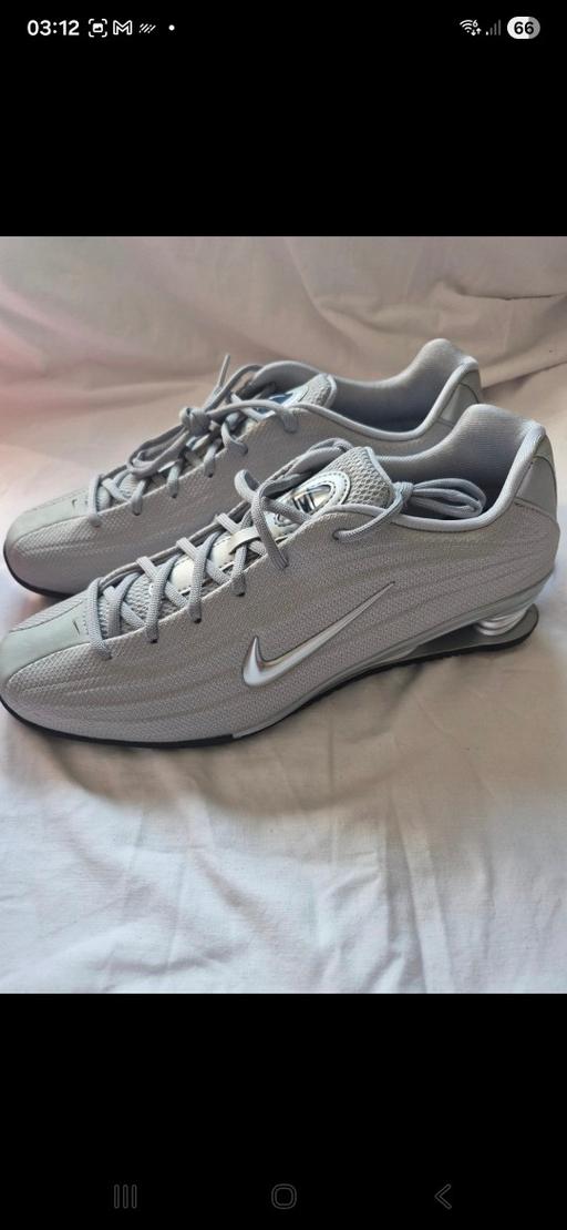  — Nike Shox Silver /Grey Trainers UK 8.5 new