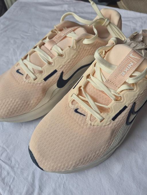  — Womens Nike Downshifter Running Shoe Size 7