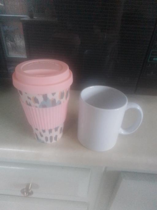  — NEW MUG & HOT DRINK HOLDER