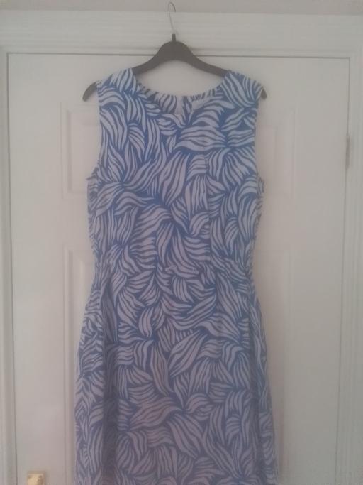  — LADIES JUST WHITE LINED DRESS
