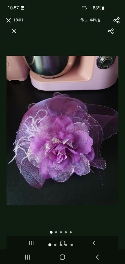  — ladies large purple fascinator