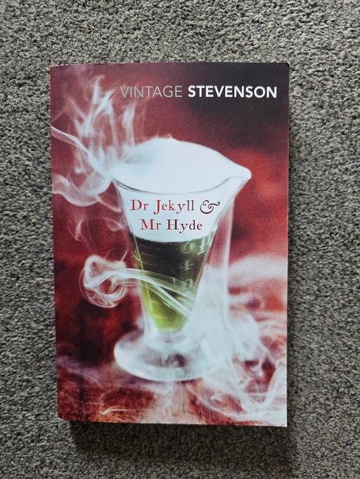  — Dr Jekyll &Mr Hyde - paperback