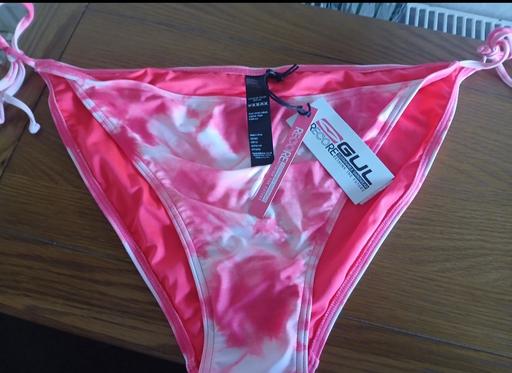  — Bikini bottoms)