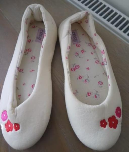  — Slippers)
