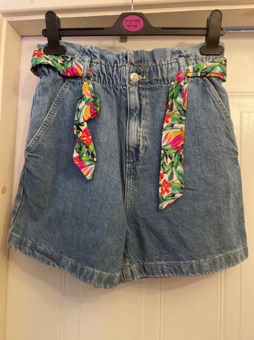  — New girls shorts age 13/14