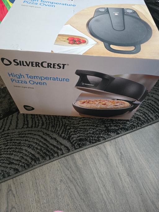  — sikver cest pizza oven