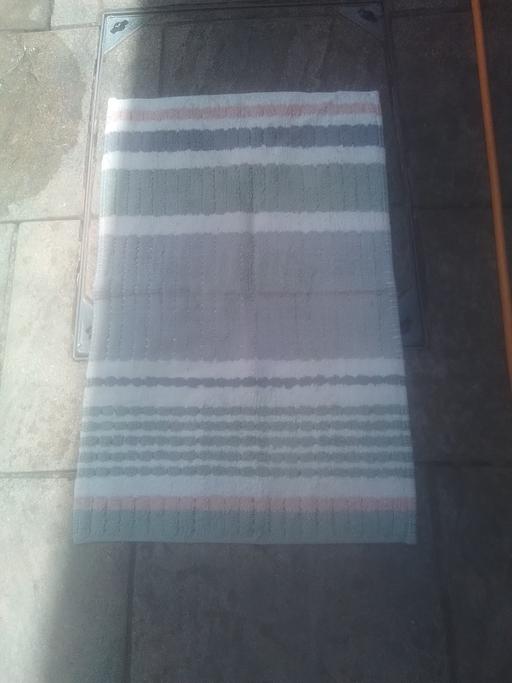  — GEORGE AT HOME BATH MAT
