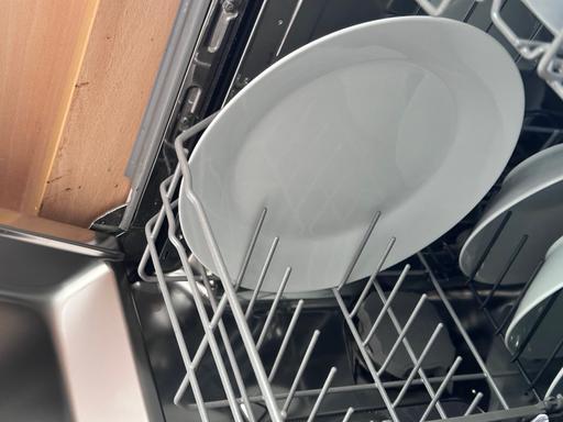  — 4 bog plates, 4 small plates, 4 soup bowls.