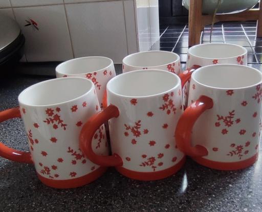  — 6 White/Orange Floral Porcelain Mugs