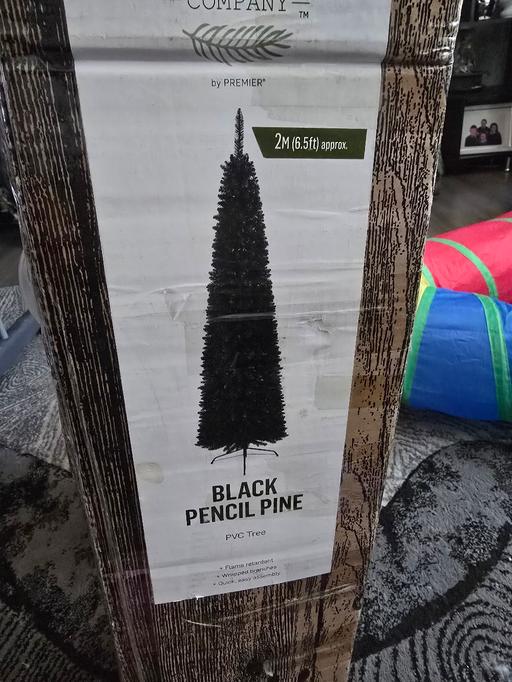  — pencil christmas tree used twice 6.5 ft boxed