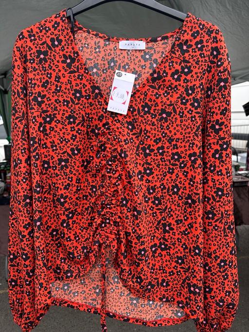  — NEW LOOK Top BNWT Size 14