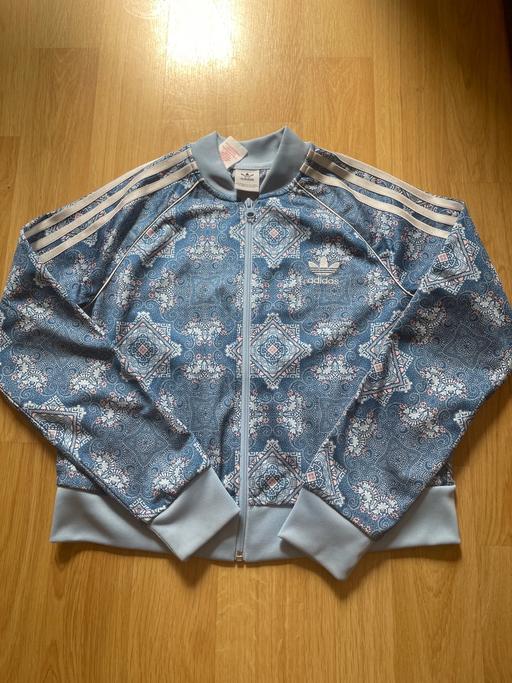  — Adidas girls 12-13 hoody like new