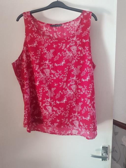  — ladies top size 18