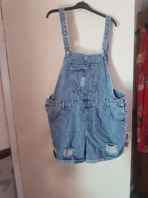  — ladies short dungarees size 2xl