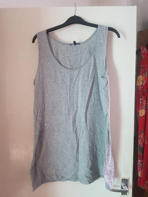  — ladies vest top size 18