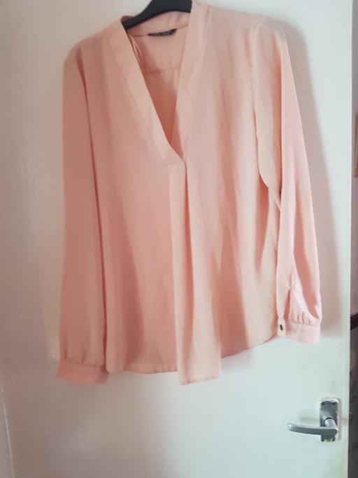  — ladies top size 16