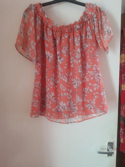  — ladies top size 10