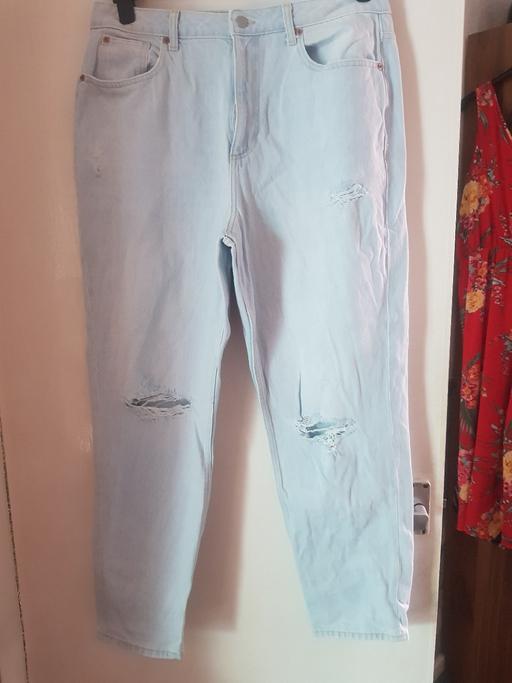  — ladies jeans size 16