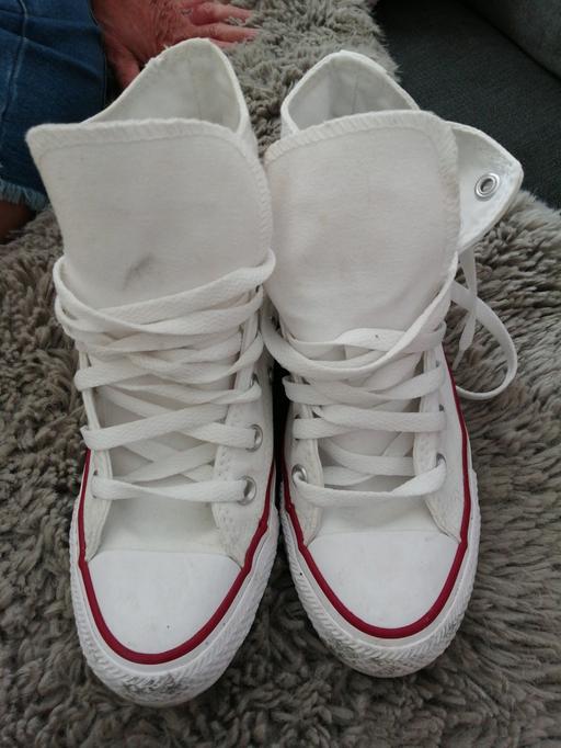  — ladies size *4*