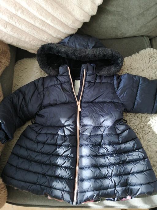  — Girls Coat  *1/2 yrs*
