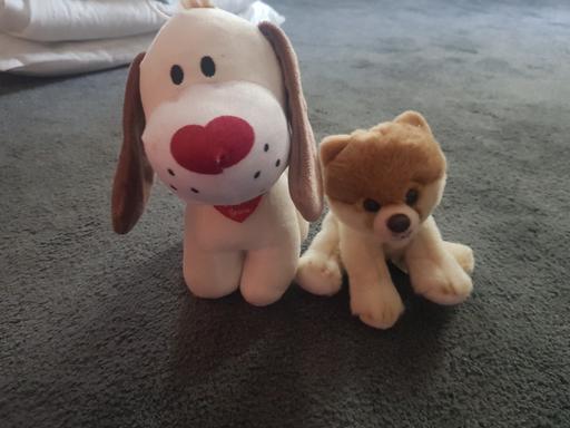  — 2 soft toys