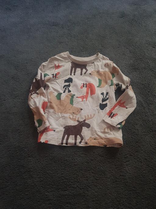  — boys long sleeved top 2 to 3 years