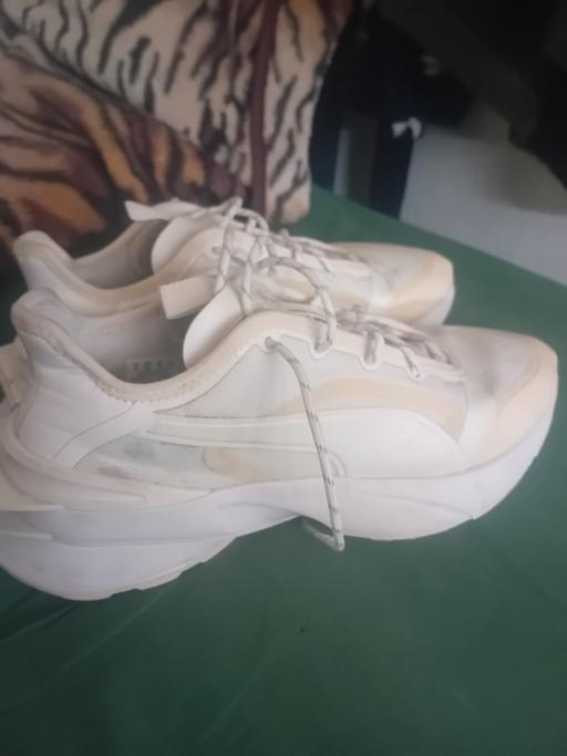  — Puma white Herzohenaurach