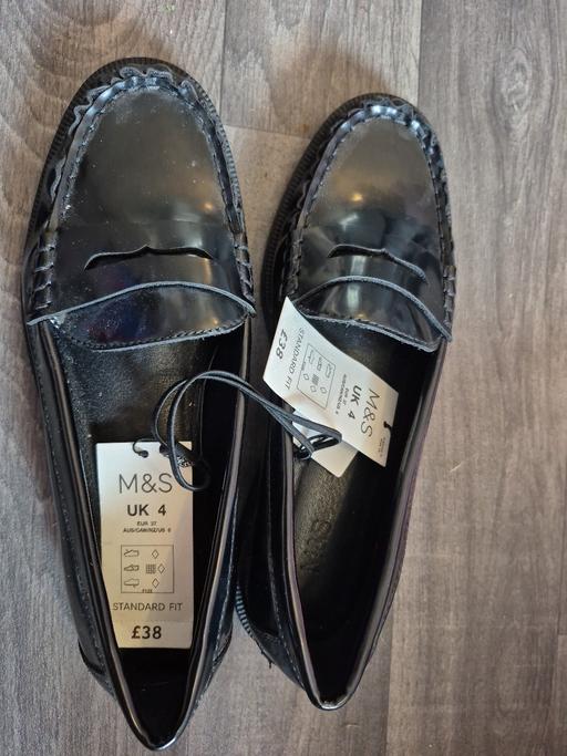  — size 4 black shoes new £12