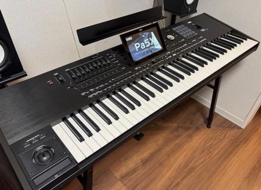  — KORG Pa5X-76 76-Key Arranger Keyboard