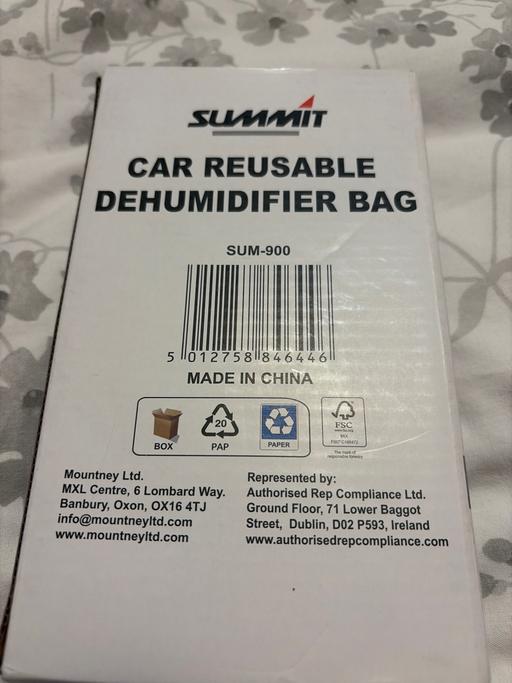  — Summit car reusable dehumidifier bag