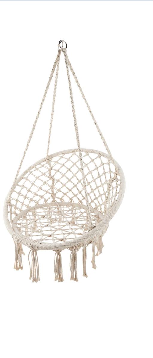  — Hammock chair