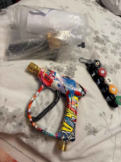  — Pressure washer gun