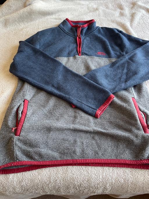  — Mens weird fish jumper