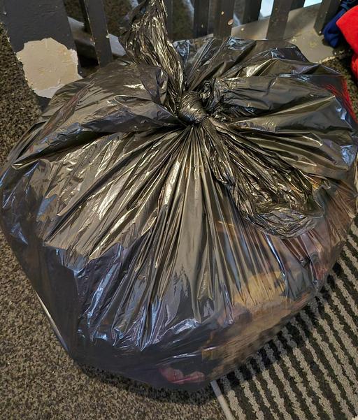  — FREE TOO COLLECT - Black Bag Of Items