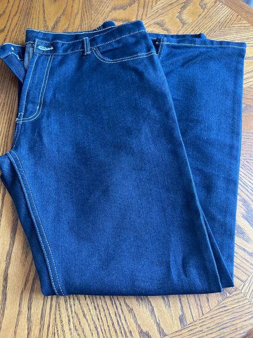  — New Mens jeans