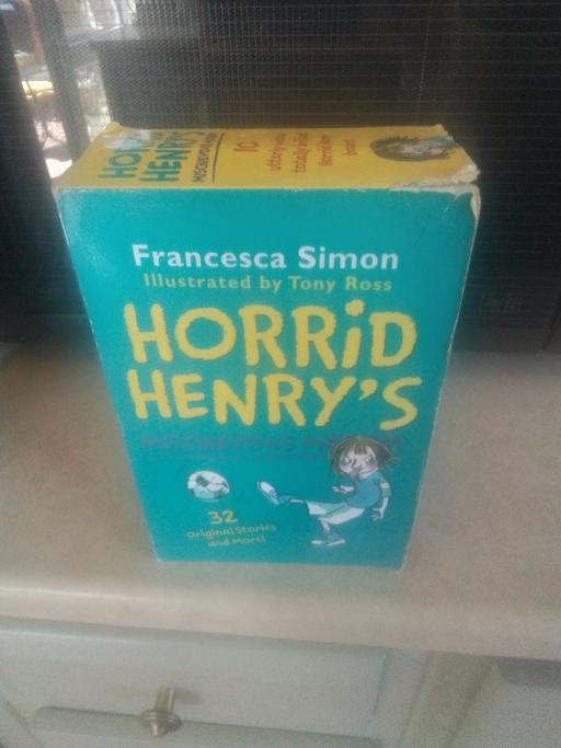  — BOX OF HORRID HENRY BOOKS
