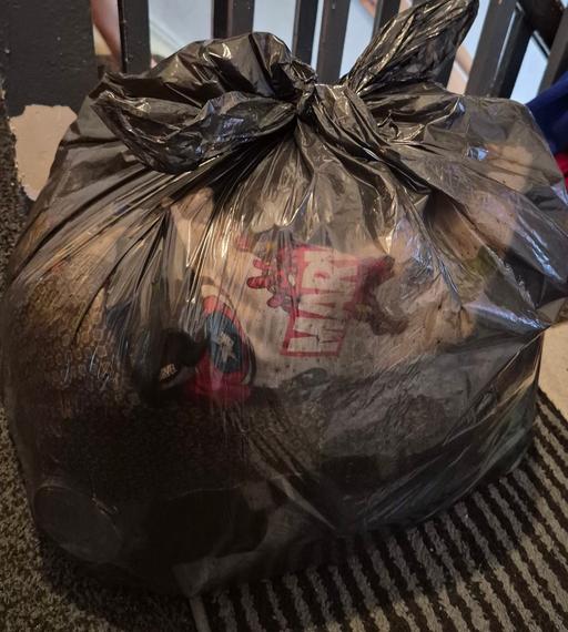  — FREE TOO COLLECT - Mixed Bag Of Items