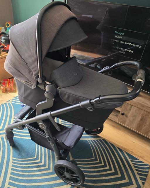  — Silvercross Coast Baby Pram Bundle