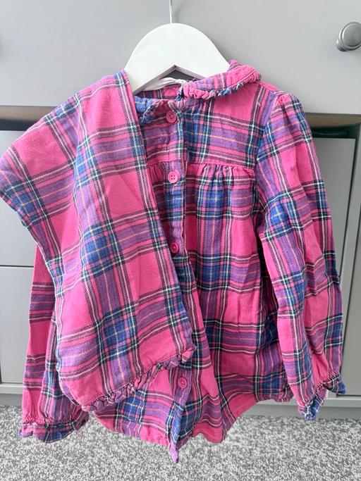  — M&S girls pjs 4-5 years