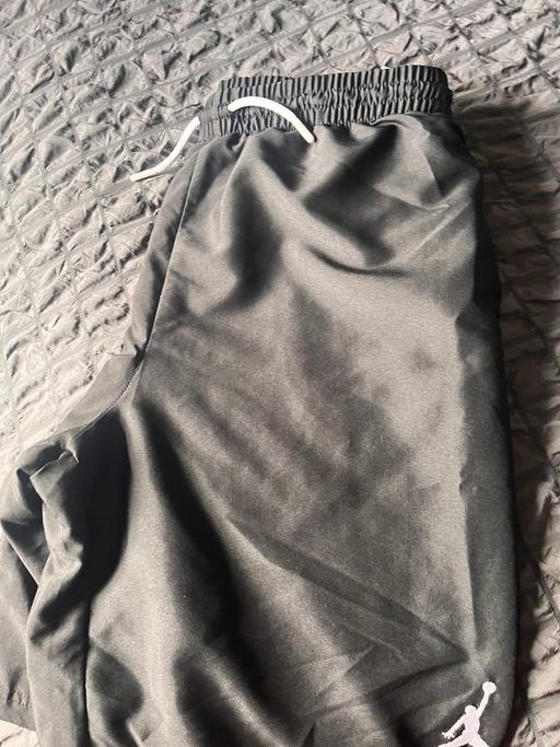  — Boys Jordan shorts age 13