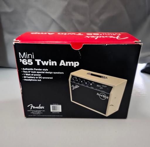  — Fender Mini '65 Twin Amp