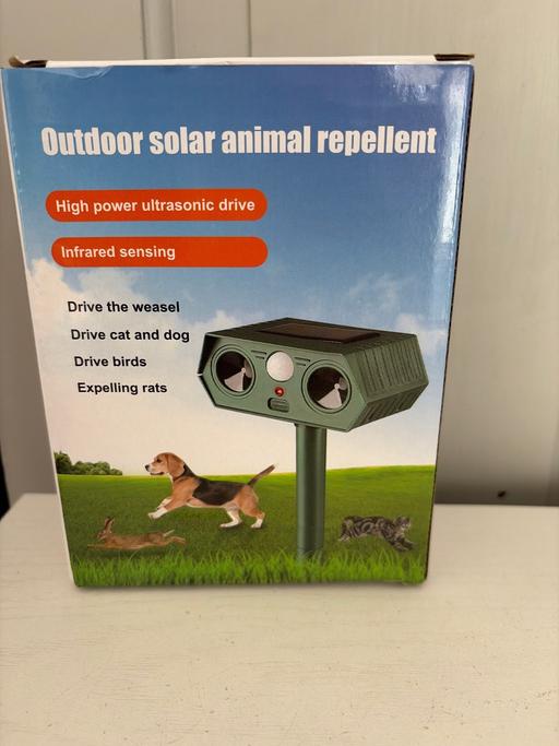  — Outdoor solar animal repellent