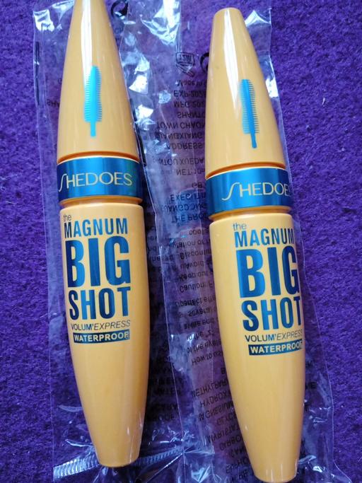  — 2 brand new ladies MASCARA SETS