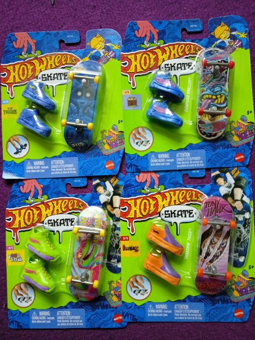  — joblot of HOT WHEELS SKATE SETS