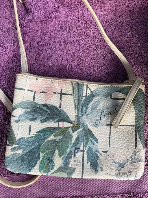 — Bag