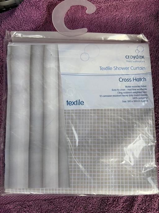  — Shower curtain