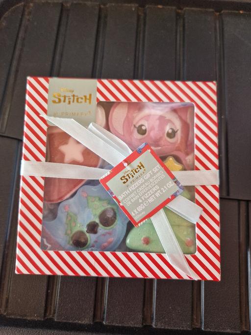  — bn Disney Stitch bath bomb giftset