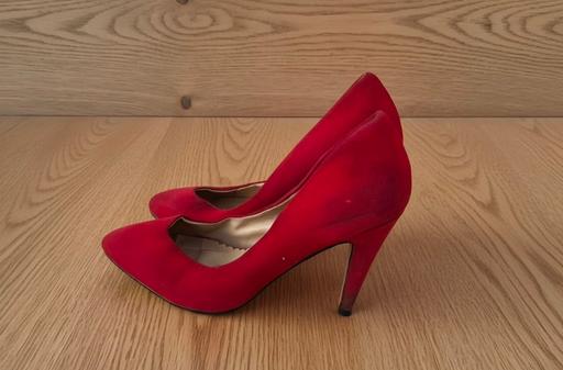  — Head Over Heels Velvet Shoes Size 4
